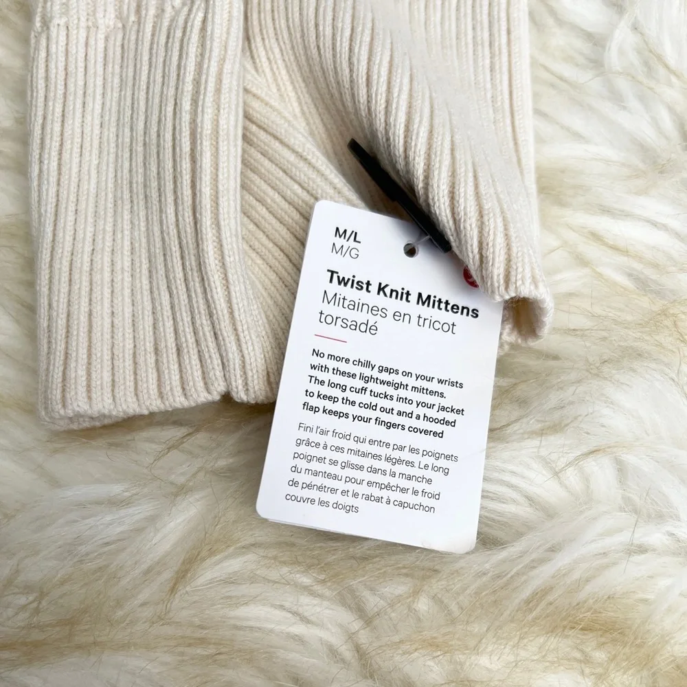 NWT Lululemon Twist Knit Mittens - Picture 3 of 4
